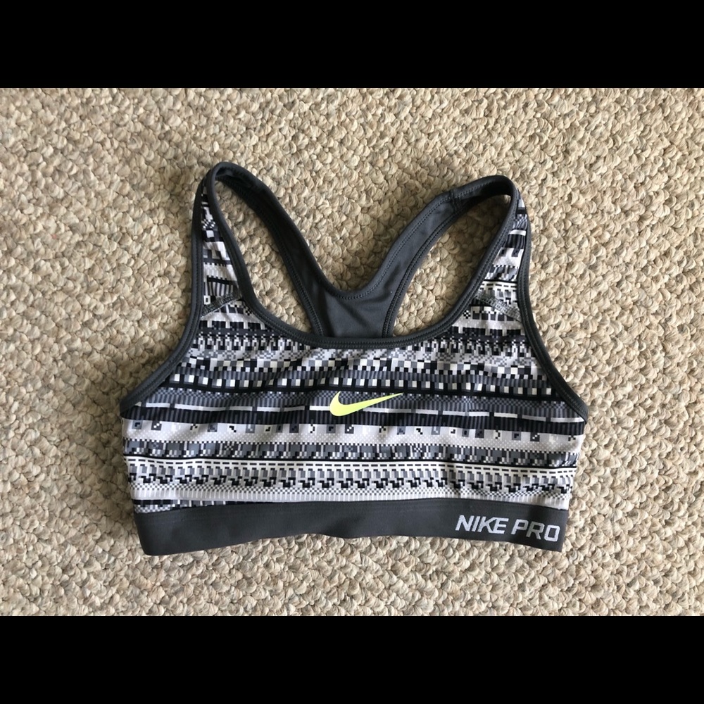 Nike Pro sports bra